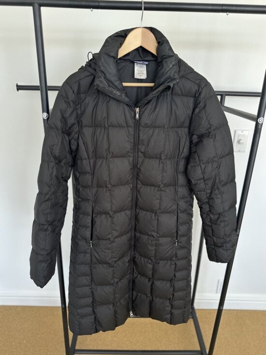 Patagonia Jackets & Blazers - Patagonia Down With It Black Goose Down Parka Women's L